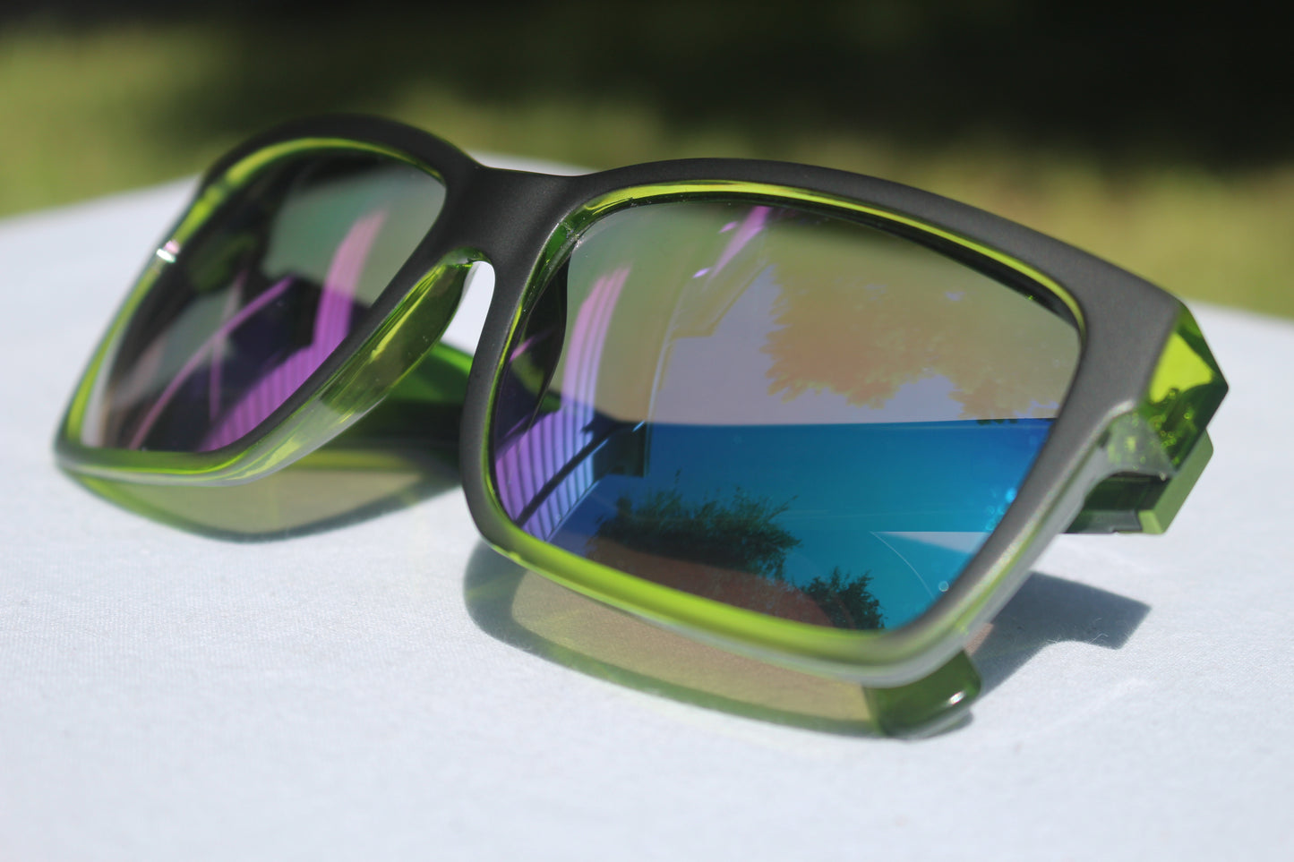 VonZipper Limited Edition Elmore Frostbyte Lime Sunglasses